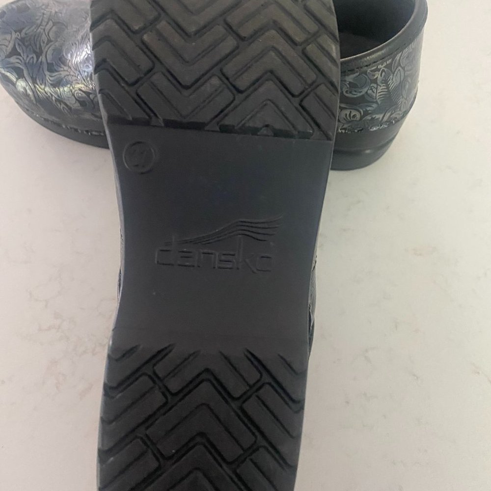 Dansko Clogs - Picture 4 of 5